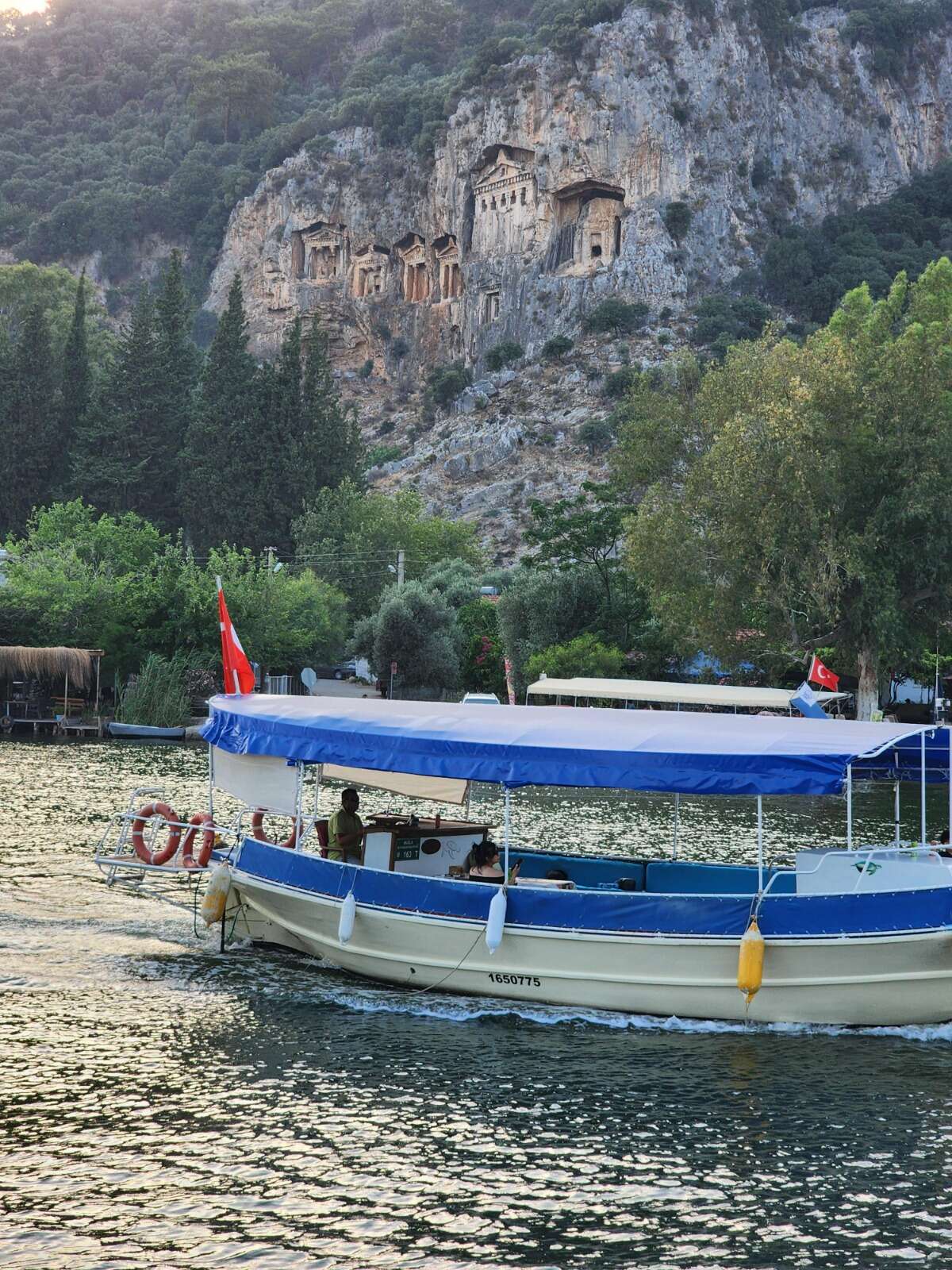 Kaya Mezarları ile Ünlü Dalyan Kanalına Yeni Yat-Tekne İskelesi Projesi 3